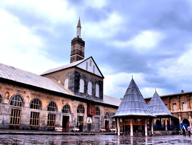 DİYARBAKIR (Peygamberler Şehri)